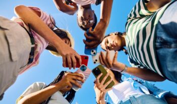 Removing Social Media and Smartphones From Schools