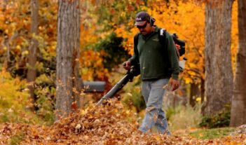 The Case Against Gas-Powered Leaf Blowers Has Only Grown Stronger